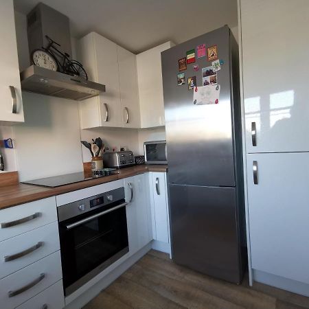 2 Bedroom House With Free Parking Lyme Regis Exterior photo